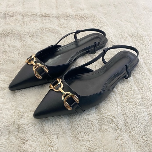 Justfab Just Fab Pointed Toe Black Slingback Flats w/ Gold Accent New Size 9 - Picture 4 of 12